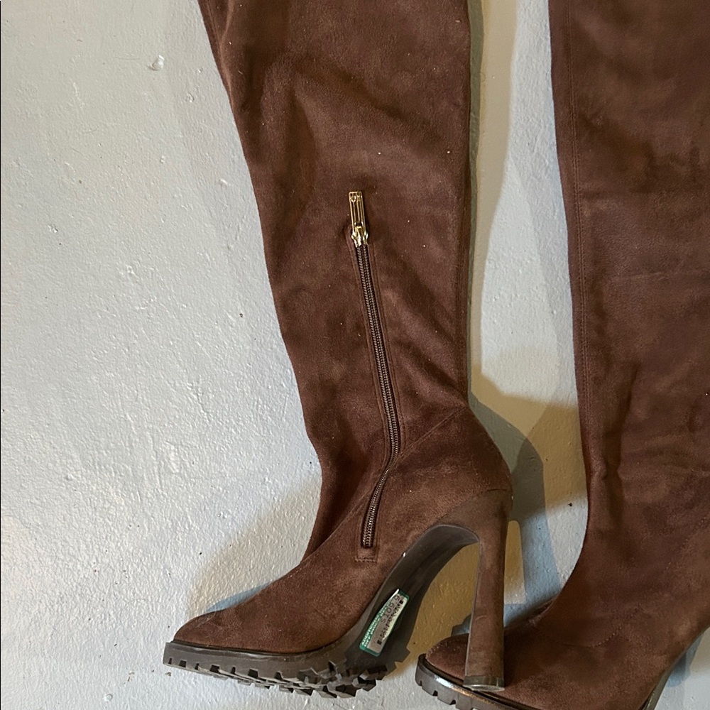 JLo, Jennifer Lopez Elegant Brown Suede Stretch Over the Knee Women's Boots, 9M - Picture 5 of 8